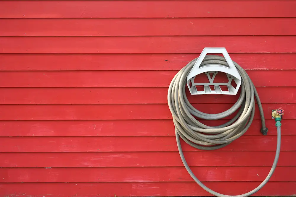 how to fix leaky garden hose reel