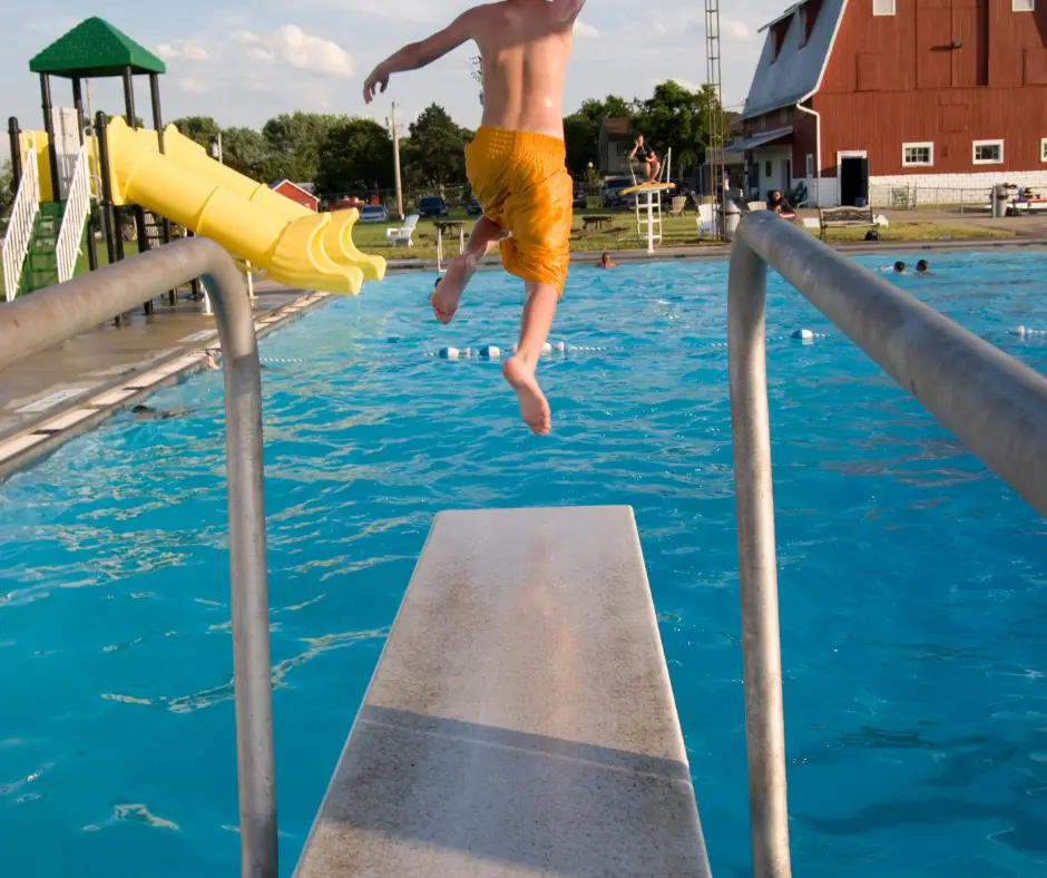 Can you pressure wash a diving board?